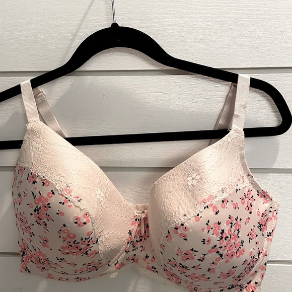 Laura Ashley Intimates & Sleepwear Size 4dd Laura Ashley Bra Poshmark